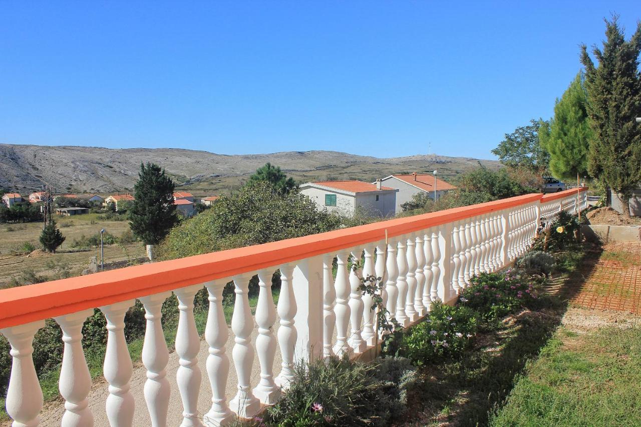 Apartments By The Sea Vlasici, Pag - 9324 Bagian luar foto