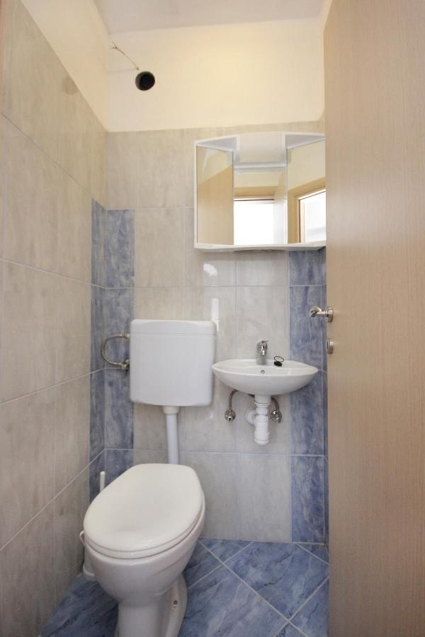Apartments By The Sea Vlasici, Pag - 9324 Bagian luar foto