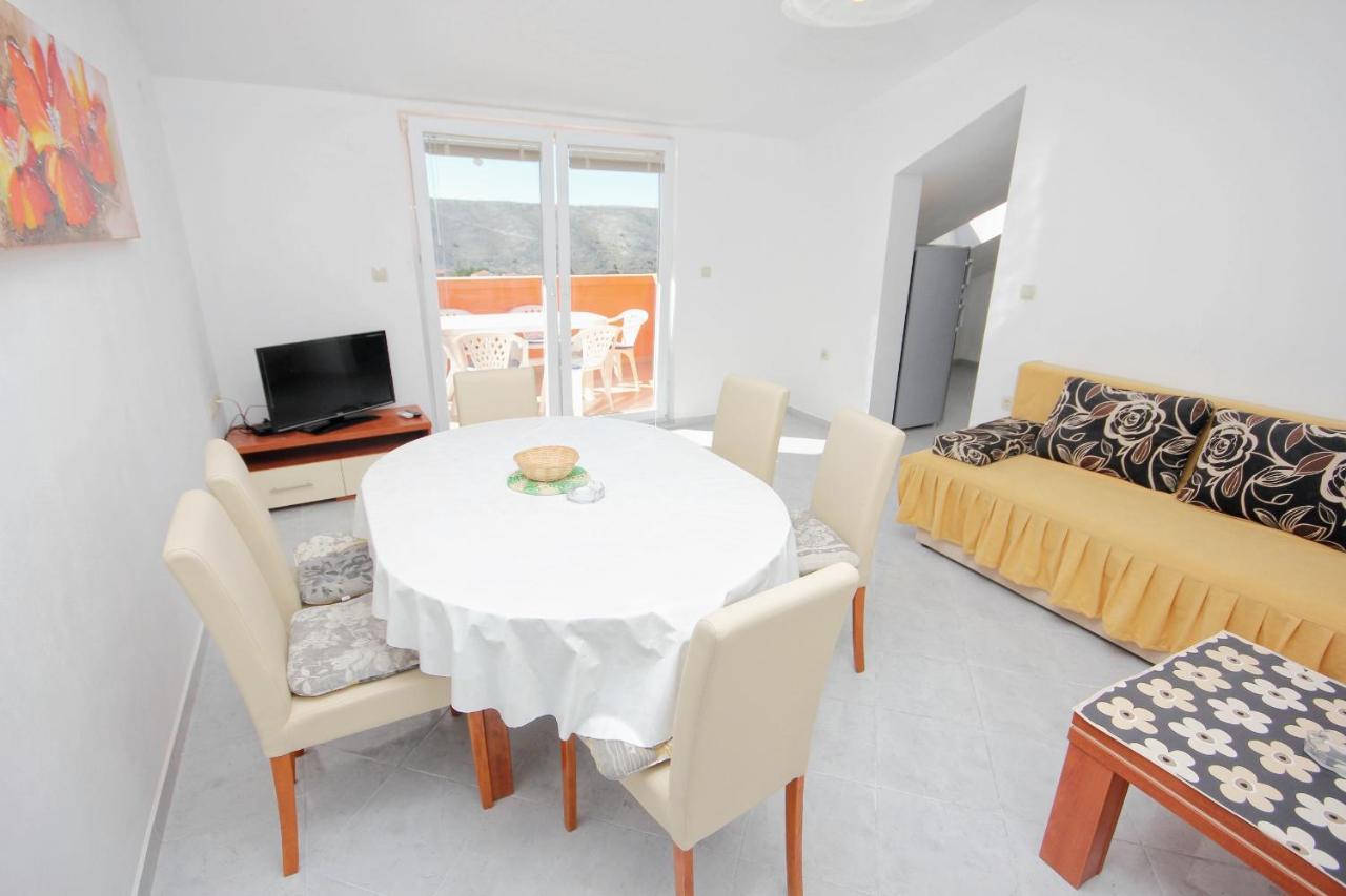 Apartments By The Sea Vlasici, Pag - 9324 Bagian luar foto