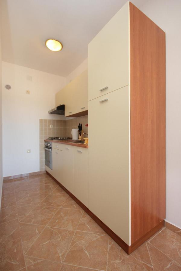 Apartments By The Sea Vlasici, Pag - 9324 Bagian luar foto