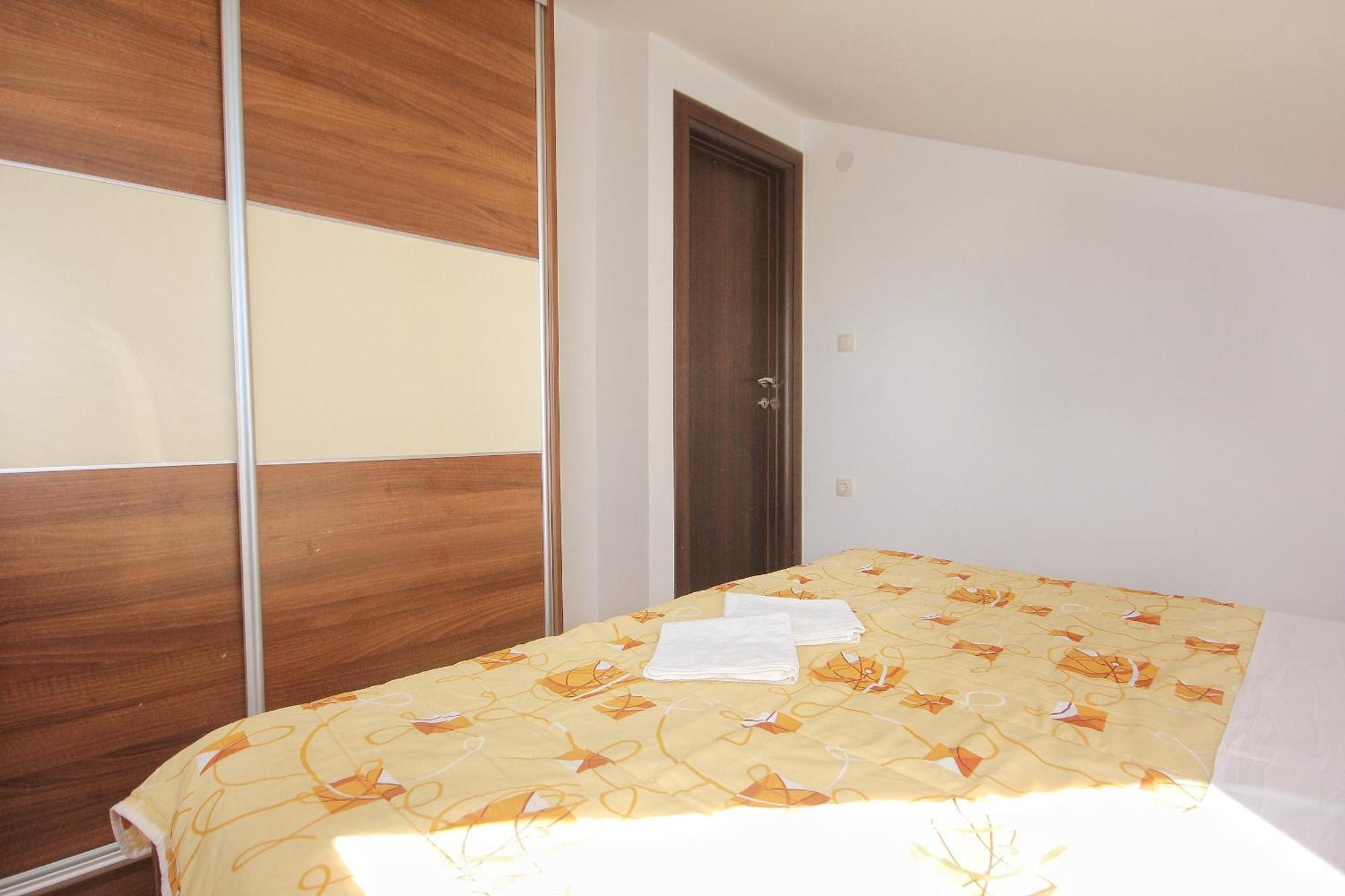 Apartments By The Sea Vlasici, Pag - 9324 Ruang foto